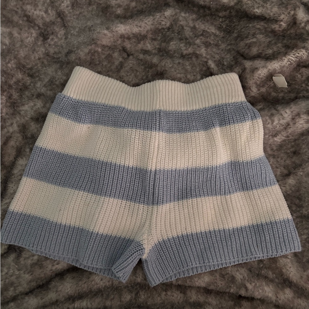 Cute Blue and White Coastal Knit Shorts